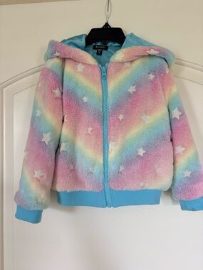 Zunie Girls' Pastel Rainbow Star Faux-Fur Hooded Jacket - Blue Trim